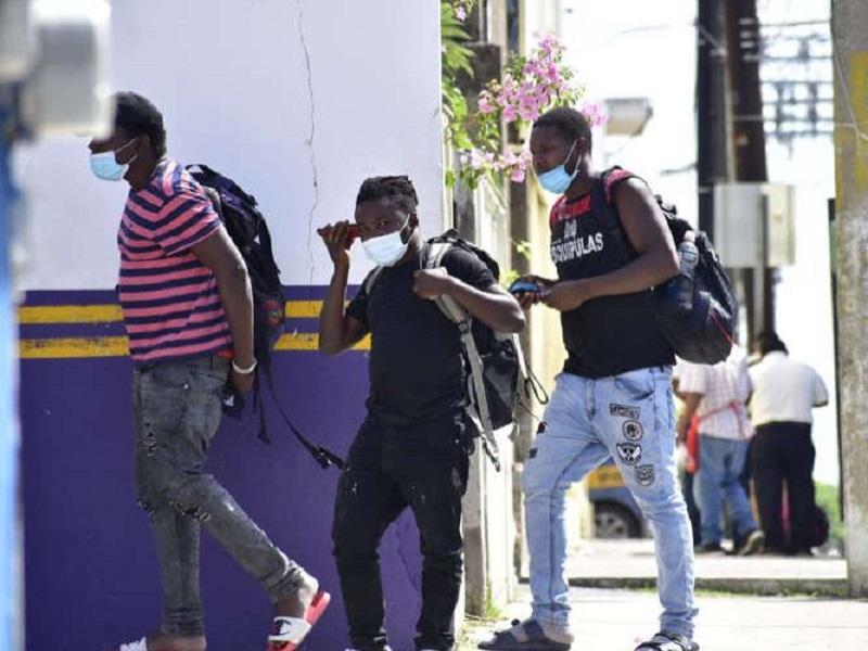 Suplica alcaldesa de Reynosa a la federaci&oacute;n detener flujo de migrantes hacia EU