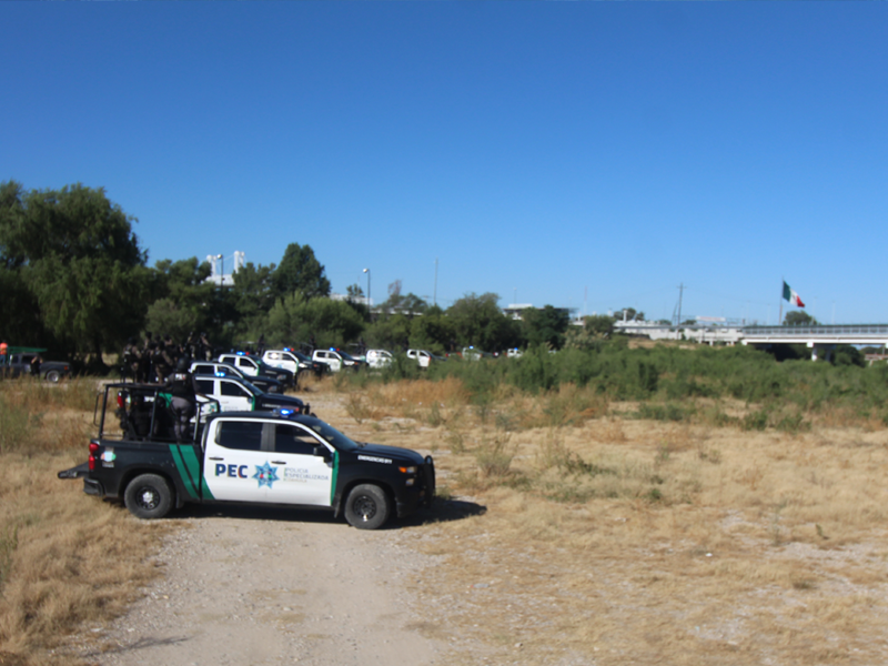 Más de 50 patrullas aseguran campamento de migrantes en el parque Braulio Fernández Aguirre en Acuña