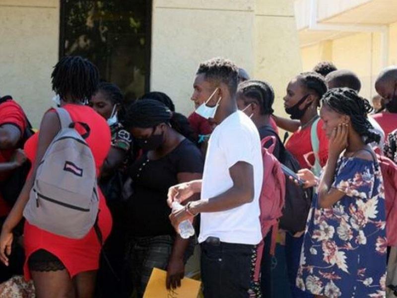Desde Acu&ntilde;a, migrantes haitianos dicen que recobran la esperanza en M&eacute;xico
