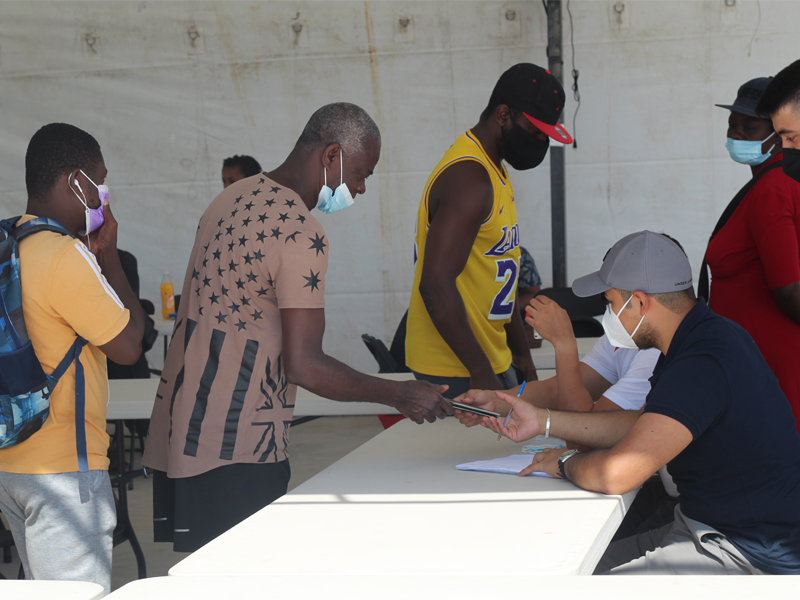 Migrantes haitianos refugiados en Acu&ntilde;a buscan quedarse en M&eacute;xico
