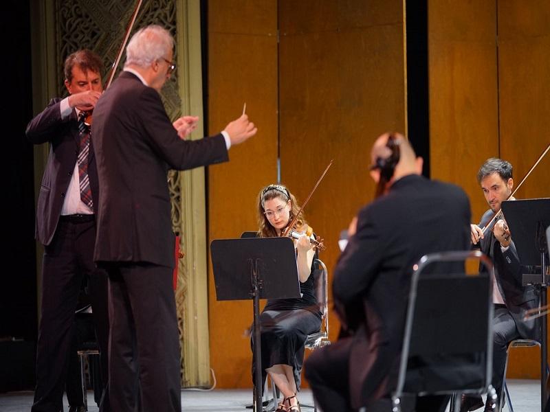 Teatro Isauro Mart&iacute;nez de Torre&oacute;n vibr&oacute; con las cuatro estaciones de Vivaldi