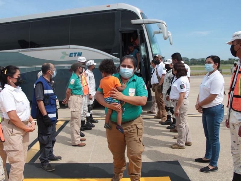 Reanuda INM vuelos de retorno humanitario a Hait&iacute;, con un grupo conformado por 70 personas (VIDEO)