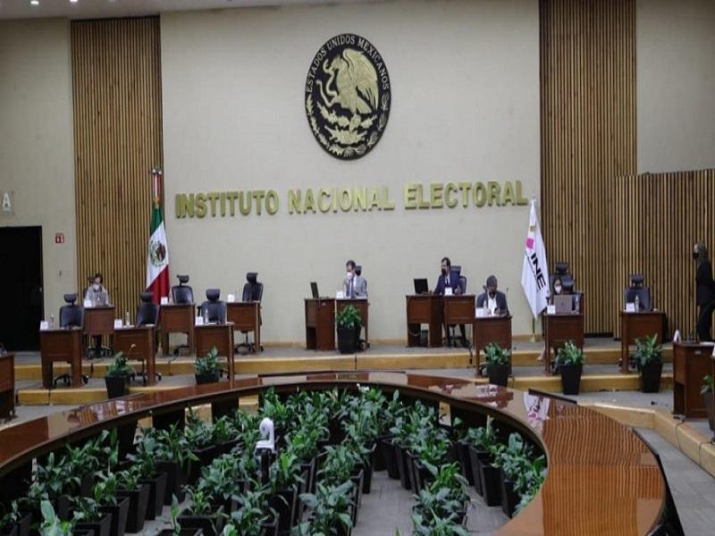 INE fija fecha y lineamientos para revocaci&oacute;n de mandato en 2022