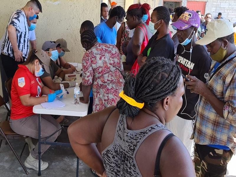 Visitar&aacute; Acu&ntilde;a el delegado de Migraci&oacute;n para definir situaci&oacute;n de haitianos en albergue temporal