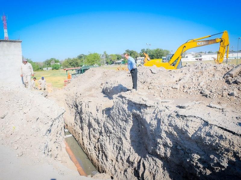Supervisa alcalde CBG reparaci&oacute;n de l&iacute;nea de drenaje en el par vial Alejo Gonz&aacute;lez colapsada por un socav&oacute;n (video)