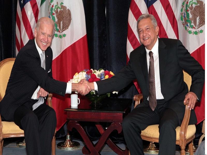 AMLO invita a Biden a México para diálogo de alto nivel este viernes