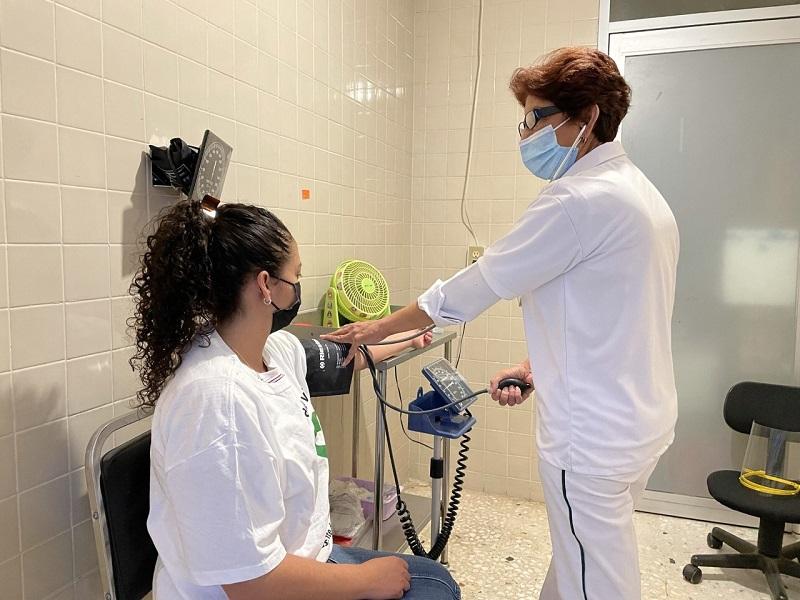 Recomiendan controlar niveles altos de colesterol a partir de los 20 a&ntilde;os