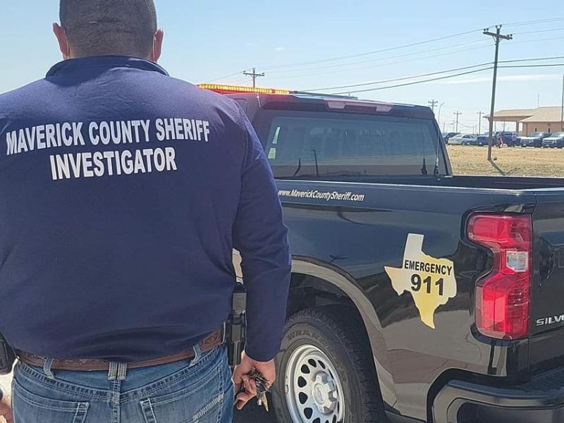 Ni&ntilde;o de 4 a&ntilde;os caminaba solo por carretera en Eagle Pass mientras sus padres dorm&iacute;an