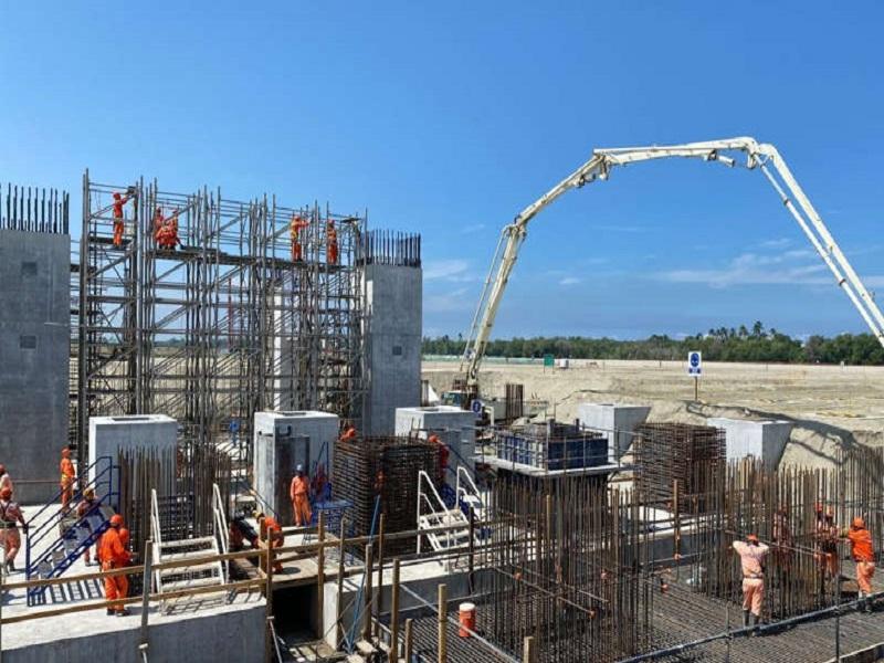 Hay tres detenidos por enfrentamiento entre trabajadores y polic&iacute;as en refiner&iacute;a de Dos Bocas: Roc&iacute;o Nahle