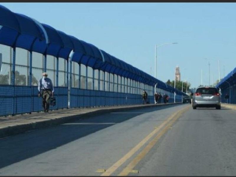 A principios de noviembre se permitir&aacute; la entrada a viajeros no esenciales vacunados, confirma Edgar Ram&iacute;rez