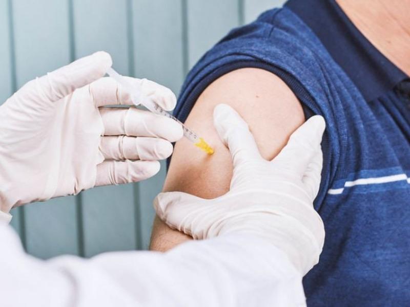 Eagle Pass espera orden federal para aplicar tercera dosis de vacuna antiCovid de Moderna