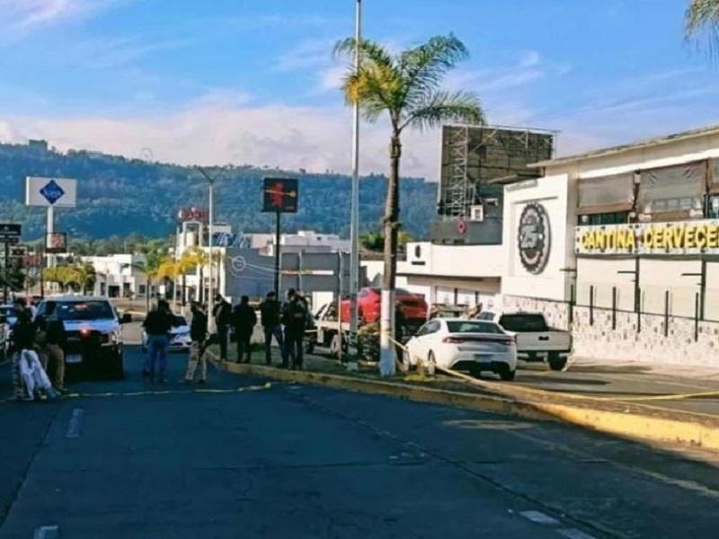 Ejecutan a seis personas en ataque a bar en Morelia