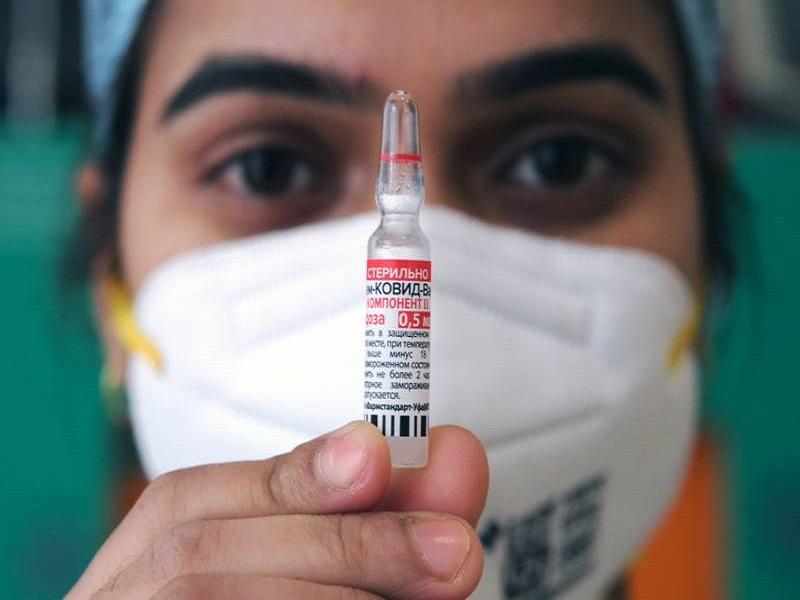 México iniciará envasado de vacuna Sputnik V en segunda quincena de noviembre