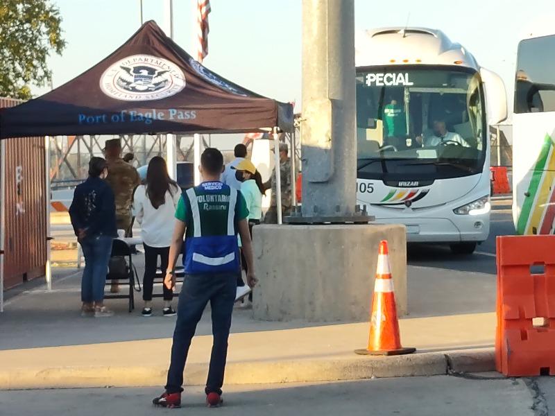 Vacunaci&oacute;n transfronteriza ser&aacute; el 28 de octubre en el Puente Dos, confirman autoridades de ambas fronteras (VIDEO)