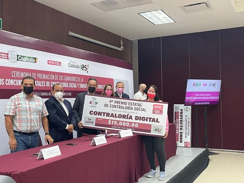 Entrega Coahuila Premio Estatal de Contraloría Social 2021
