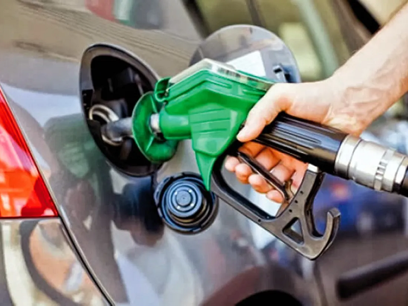 Bajan precios de la gasolina verde y el diésel en Piedras Negras