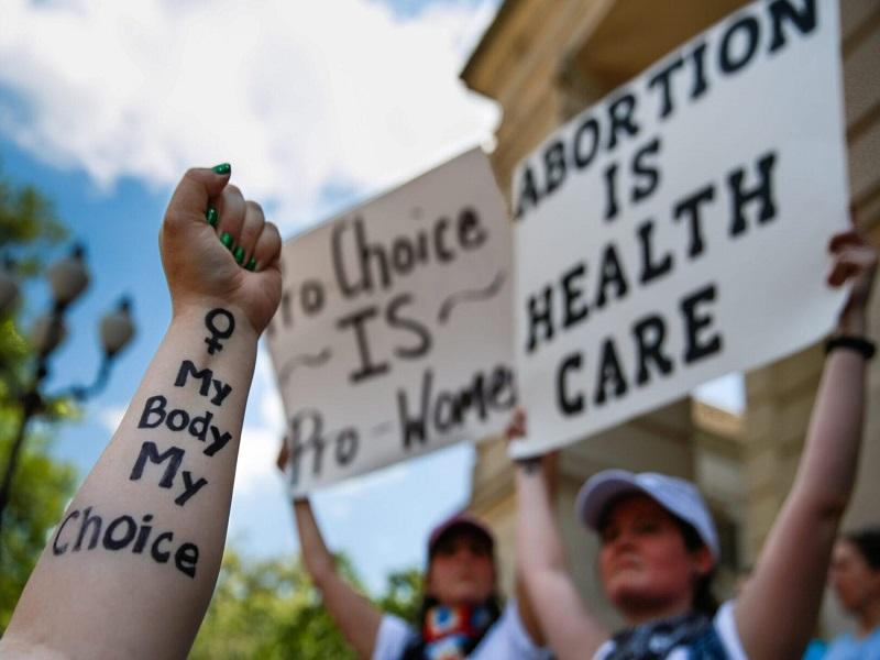 Corte de EU cuestiona ley de aborto en Texas