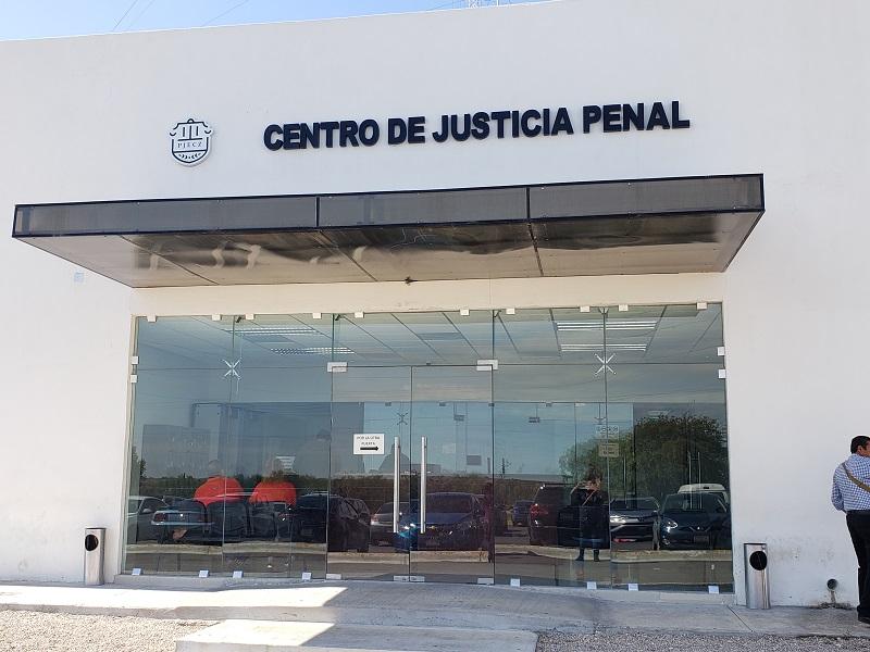 Definir&aacute;n situaci&oacute;n jur&iacute;dica de l&iacute;der y 15 halcones detenidos con droga y ponchallantas en Piedras Negras