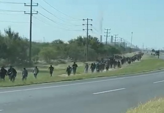 Llega nueva caravana de 2 mil migrantes a Piedras Negras video