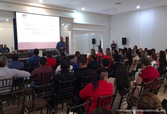 Capacitación eclipse