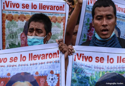 Normalistas de Ayotzinapa