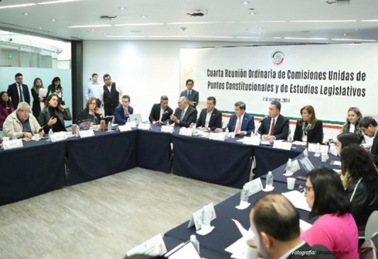 Senado en comisiones