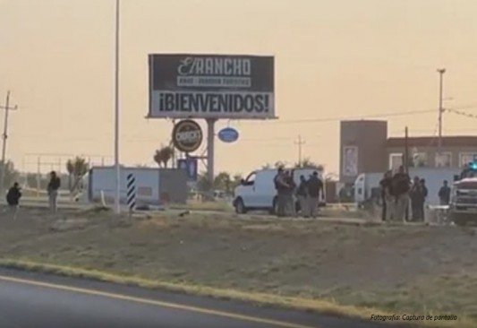 Enfrentamiento en carretera Monterrey-Nuevo Laredo