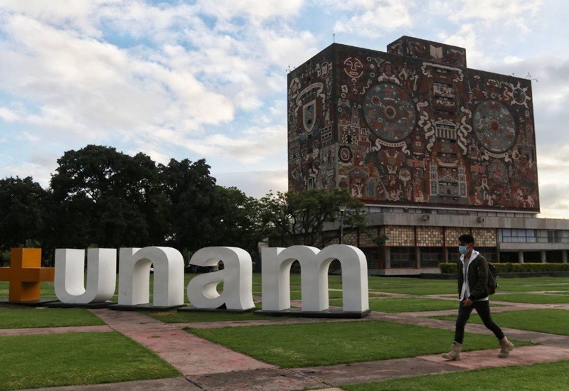 UNAM suspende inscripciones mientras revisa su examen de ingreso