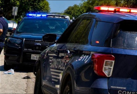 POLICIA DE EALGE PASS