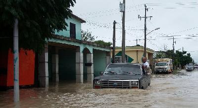 Lluvias en Acuña dejan también 10 colonias inundadas y 300 viviendas afectadas